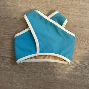 Youth medium five dancewear cross over bra!🌟